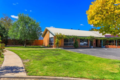 Country Roads Motor Inn Naracoorte - Accommodation Adelaide 13