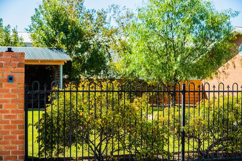 Country Roads Motor Inn Naracoorte - Accommodation Adelaide 44