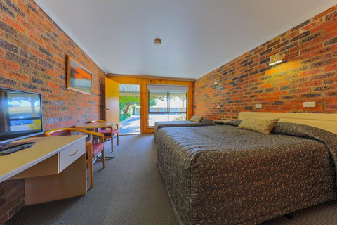 Country Roads Motor Inn Naracoorte - Accommodation Adelaide 10