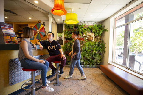 YHA Adelaide Central - Accommodation Adelaide 2