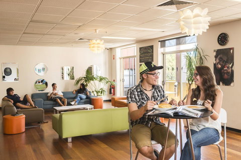 YHA Adelaide Central - Accommodation Adelaide 35