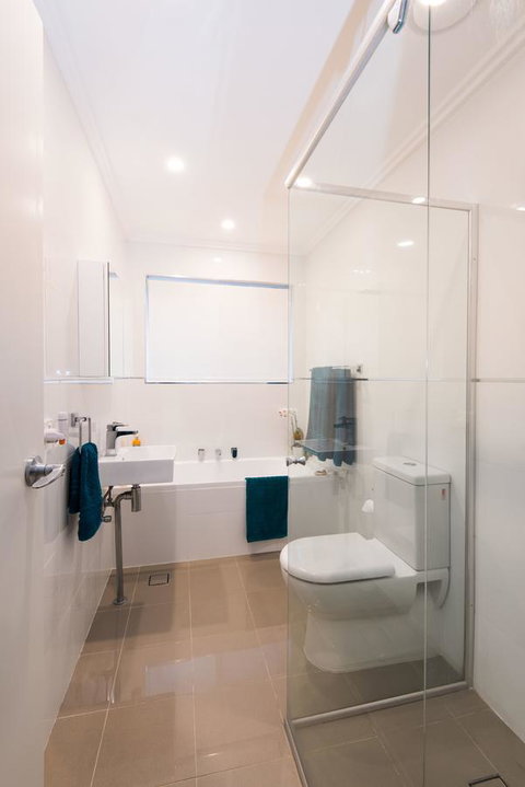 Stylish 3 Bedroom Beachview Apartment - Accommodation Adelaide 12