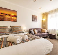 Ocean Sunset Glenelg Central Studios - Accommodation Adelaide