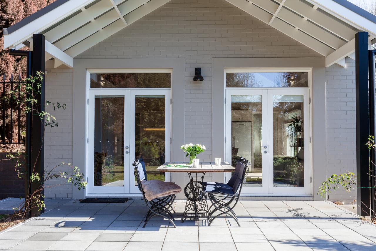 Burrawang NSW Accommodation Adelaide