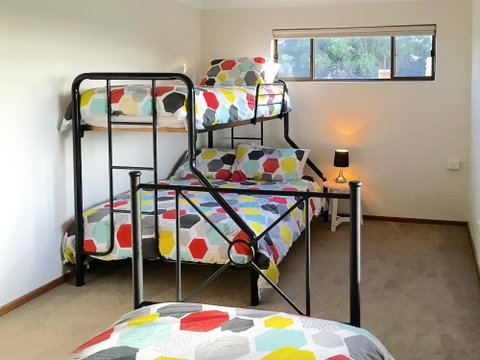 Seacroft - Accommodation Adelaide 17