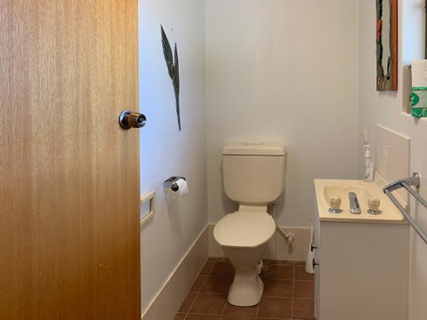 Seacroft - Accommodation Adelaide 10