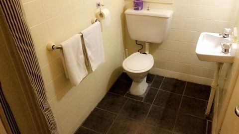 Ambassadors Hotel - Accommodation Adelaide 41