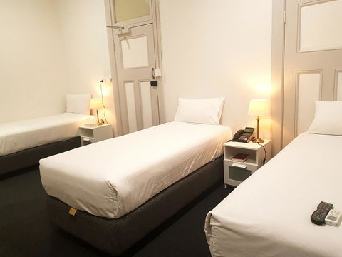 Ambassadors Hotel - Accommodation Adelaide 7