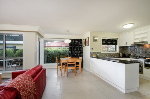 City One Apartment - Accommodation Adelaide 1