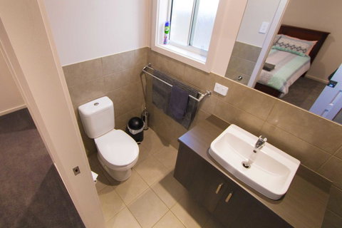 Serene Shores - Accommodation Adelaide 12