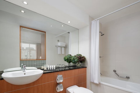 Rydges Newcastle - Accommodation Adelaide 14