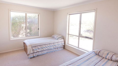 Golfers Paradise (18th Tee) - 52 Huntingdale Drive - Accommodation Adelaide 1