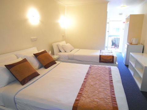 Econo Lodge Rivervale - Accommodation Adelaide 0