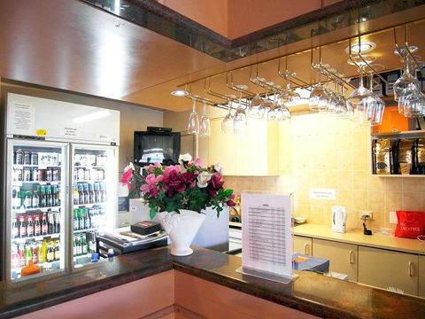 Econo Lodge Rivervale - Accommodation Adelaide 14
