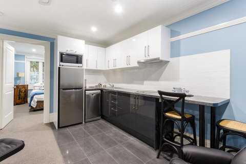 Blue Door Apartments - Accommodation Adelaide 3