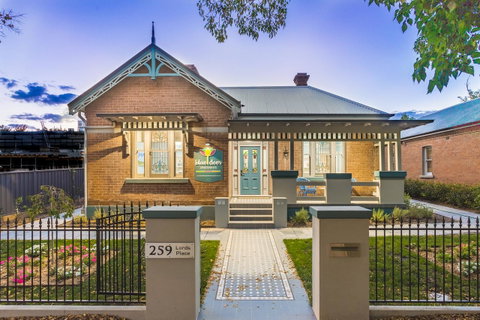 Blue Door Apartments - Accommodation Adelaide 0