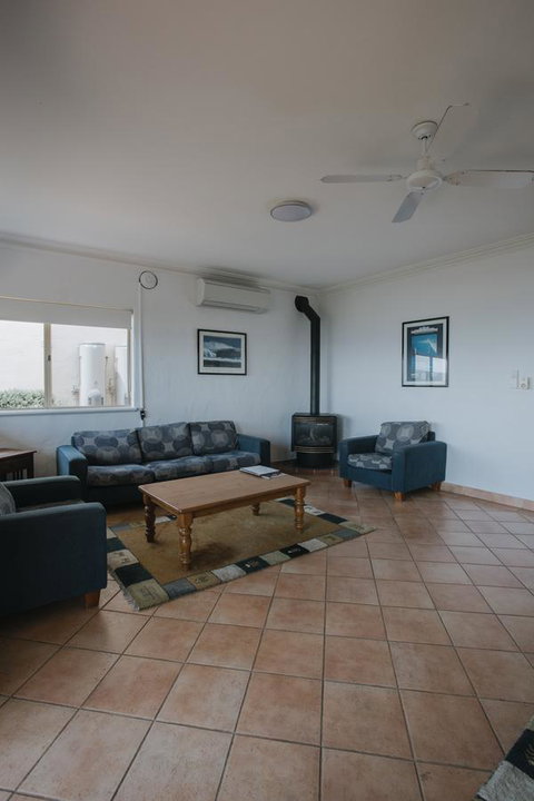 Canal Rocks Beachfront Apartments - Accommodation Adelaide 26