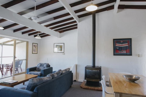 Canal Rocks Beachfront Apartments - Accommodation Adelaide 29