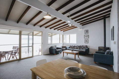 Canal Rocks Beachfront Apartments - Accommodation Adelaide 24