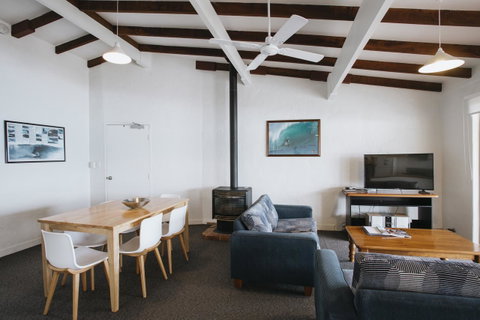 Canal Rocks Beachfront Apartments - Accommodation Adelaide 2