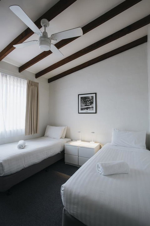 Canal Rocks Beachfront Apartments - Accommodation Adelaide 12
