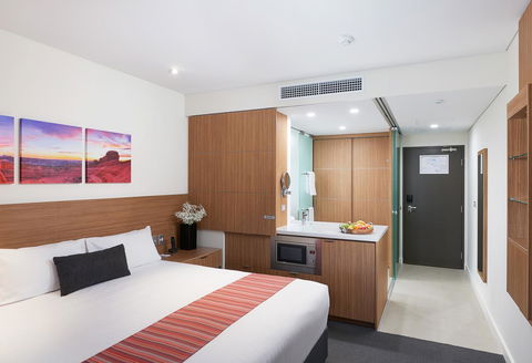Country Comfort Perth - Accommodation Adelaide 4