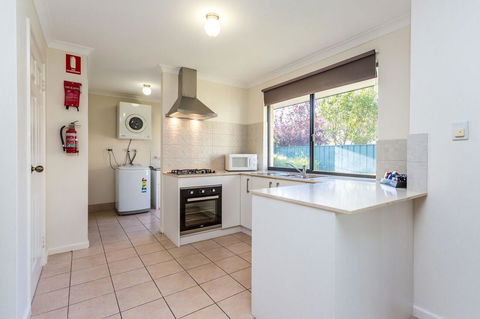 Country Comfort Perth - Accommodation Adelaide 16