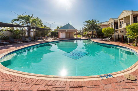Country Comfort Perth - Accommodation Adelaide 3