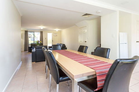 Country Comfort Perth - Accommodation Adelaide 18