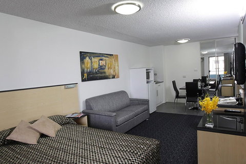 Comfort Inn & Suites Goodearth Perth - Accommodation Adelaide 23