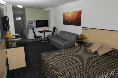 Comfort Inn & Suites Goodearth Perth - Accommodation Adelaide 18