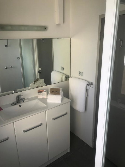 Comfort Inn & Suites Goodearth Perth - Accommodation Adelaide 2