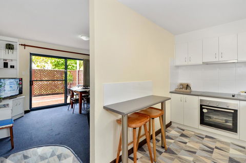 Dolphin Lodge Albany - Self Contained Apartments At Middleton Beach - Accommodation Adelaide 8