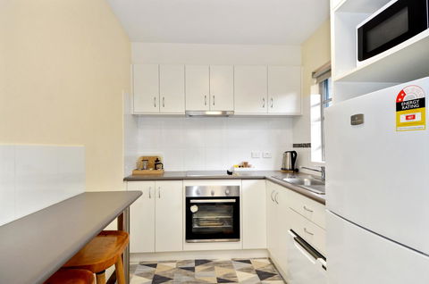 Dolphin Lodge Albany - Self Contained Apartments At Middleton Beach - Accommodation Adelaide 9