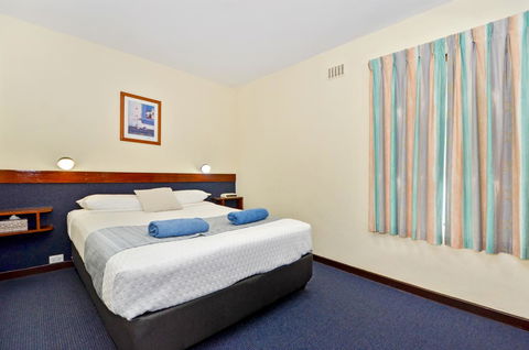 Dolphin Lodge Albany - Self Contained Apartments At Middleton Beach - Accommodation Adelaide 6