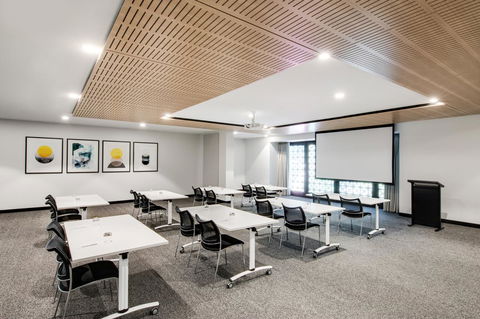 Vibe Hotel North Sydney - Accommodation Adelaide 17