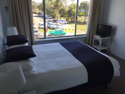 Breakers Apartments - Accommodation Adelaide 1