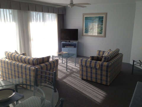 Breakers Apartments - Accommodation Adelaide 6