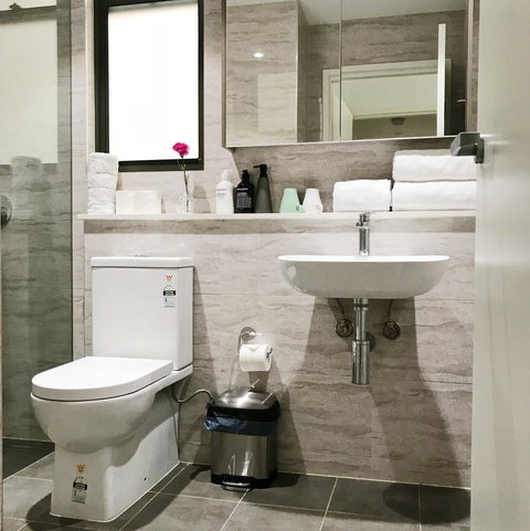 Modern & Cosy 2-Bedroom Apartment Hornsby - Accommodation Adelaide 12