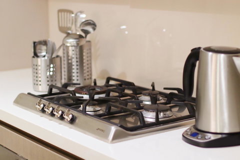 Modern & Cosy 2-Bedroom Apartment Hornsby - Accommodation Adelaide 10