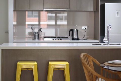 Modern & Cosy 2-Bedroom Apartment Hornsby - Accommodation Adelaide 8