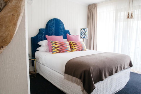 The Lord Byron - Accommodation Adelaide 1