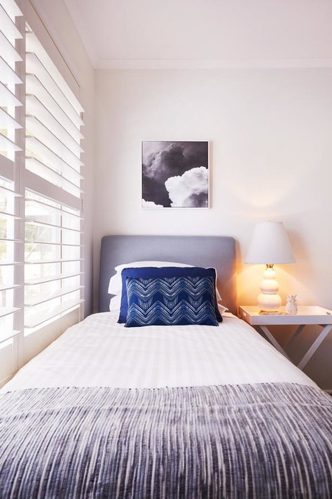 Bright And Spacious Family Home With Leafy Deck - Accommodation Adelaide 26