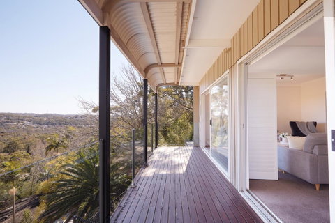 Bright And Spacious Family Home With Leafy Deck - Accommodation Adelaide 23