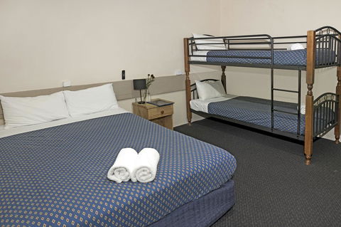 Banjo Paterson Inn - Accommodation Adelaide 11