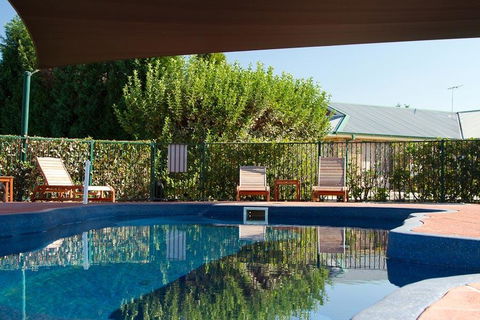 Potters Apartments - Accommodation Adelaide 2
