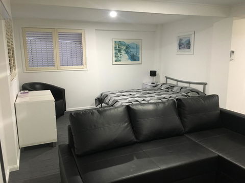 Arena Blanca Studio Apartment - Accommodation Adelaide 6
