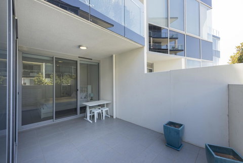 Lakefront 116 Kingston ACT - Accommodation Adelaide 3