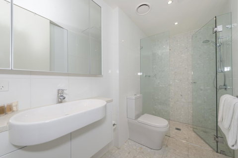 Lakefront 116 Kingston ACT - Accommodation Adelaide 5