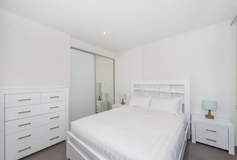 Lakefront 116 Kingston ACT - Accommodation Adelaide 6